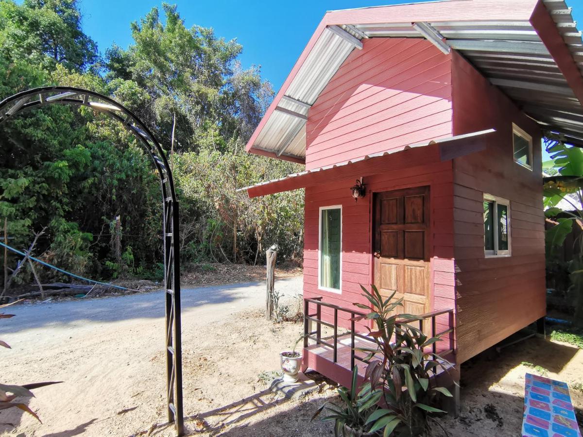 Phuhaya Bamboo Bungalows Ko Lanta Exteriér fotografie